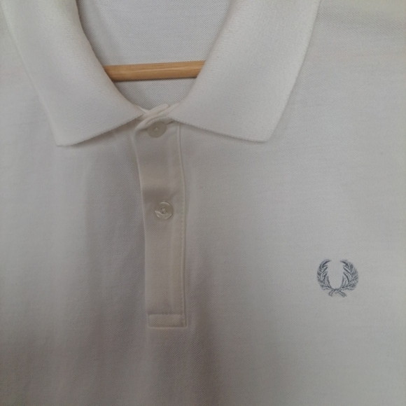Fred Perry Men's 106cm 42 White Polo Subtle Silver Floral Print Tennis Shirt - Picture 4 of 7